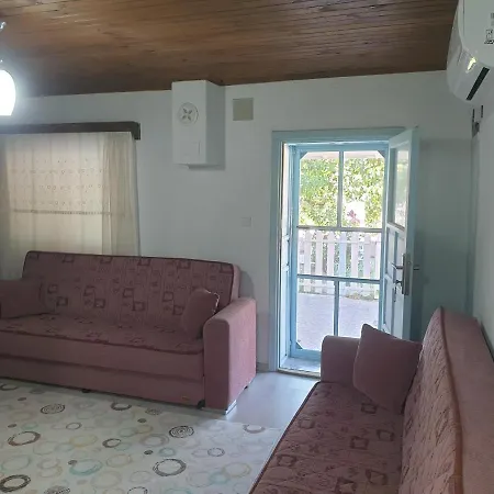 Case de vacanță Mert